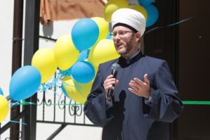 b_300_199_16777215_0_0_images_old_stories_news_2015_Asad_centre_630259_1_w_570.jpg